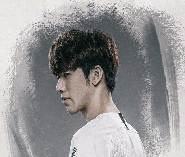 员树立了榜 员树立了榜