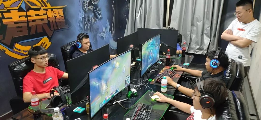 己的体能极 己的体能极