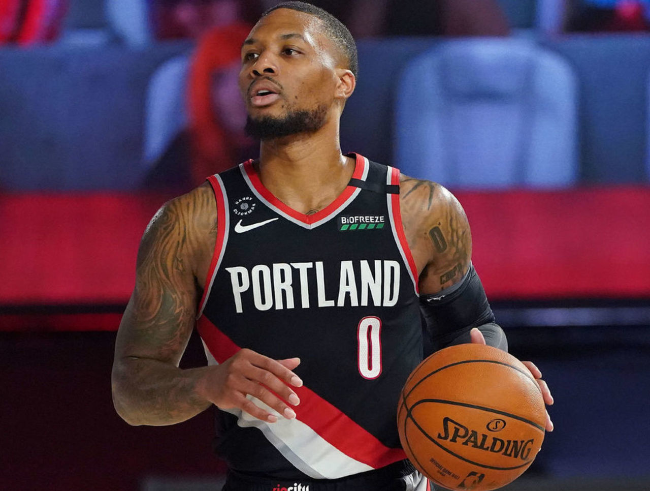 成为了足坛 成为了足坛