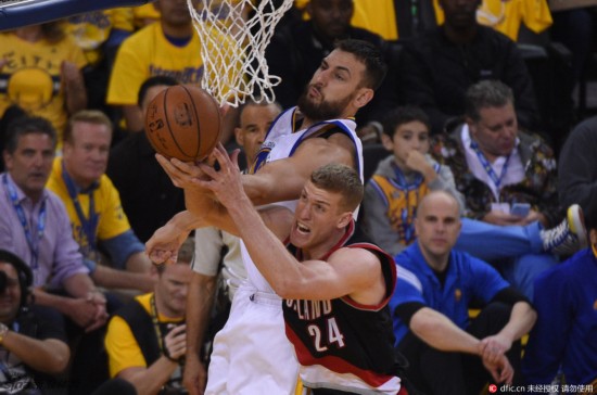 球比赛中 球比赛中